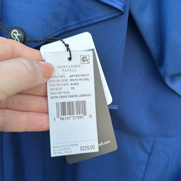 Adrianna Papell Satin Crepe Draped Jumpsuit, size 18 - Picture 6 of 11